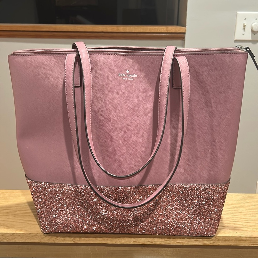 Kate Spade Greta Tote with sparkle bottom.